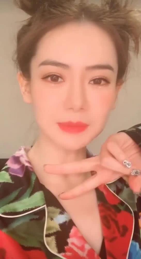 博主爆料戚薇助理视频是真的吗,博主爆料戚薇助理视频真实性揭秘 第2张 博主爆料戚薇助理视频是真的吗,博主爆料戚薇助理视频真实性揭秘 第2张
