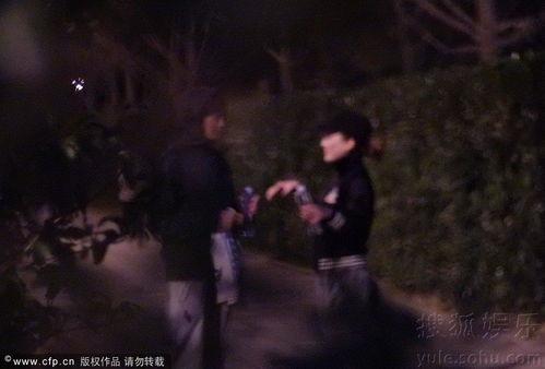 何润东爆料中邪了吗视频,揭秘“中邪了吗”视频背后的神秘事件  第2张