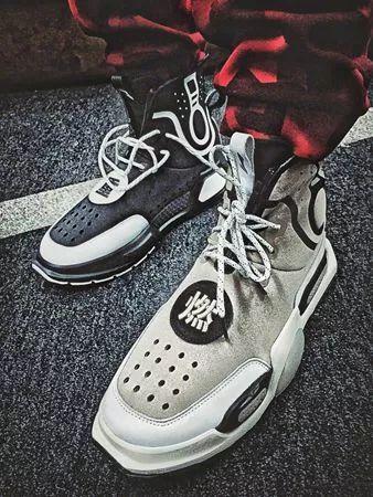 李宁鞋子爆料视频播放,揭秘潮流新品背后的设计故事  第2张