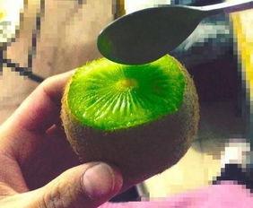 最近抖音很火的吃瓜网红,揭秘网络热点的幕后故事  第3张